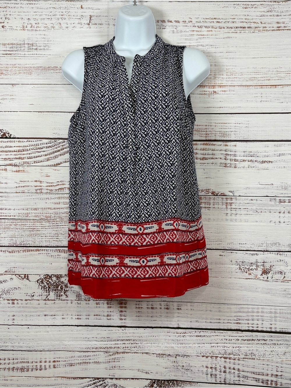 Olive & Oak Blue Geometric Print Sleeveless Top